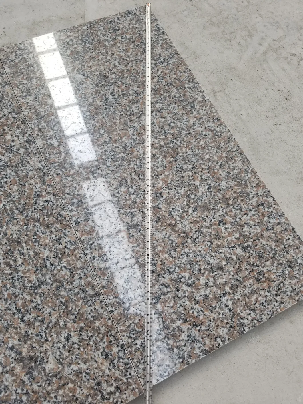 Building Material 600*600mm and 300*600mm Stairs Natural Stone Polished G361 Wulian Flower Granite Tile